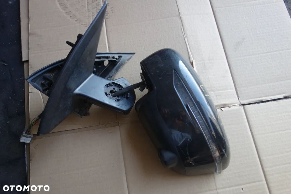 LUSTERKO LEWE NISSAN QASHQAI II J11 - 1