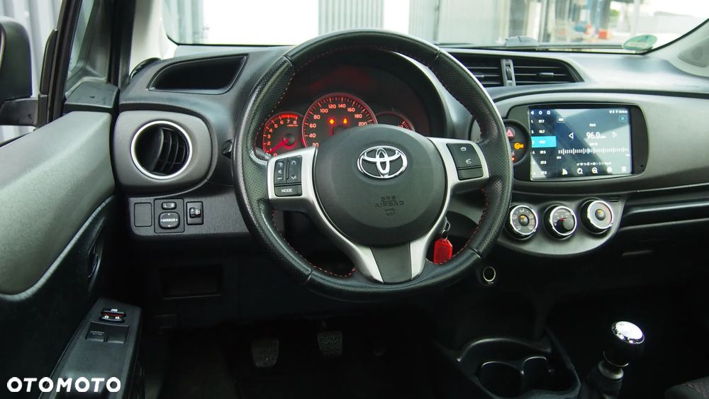 Toyota Yaris 1.33 VVT-i Comfort - 21