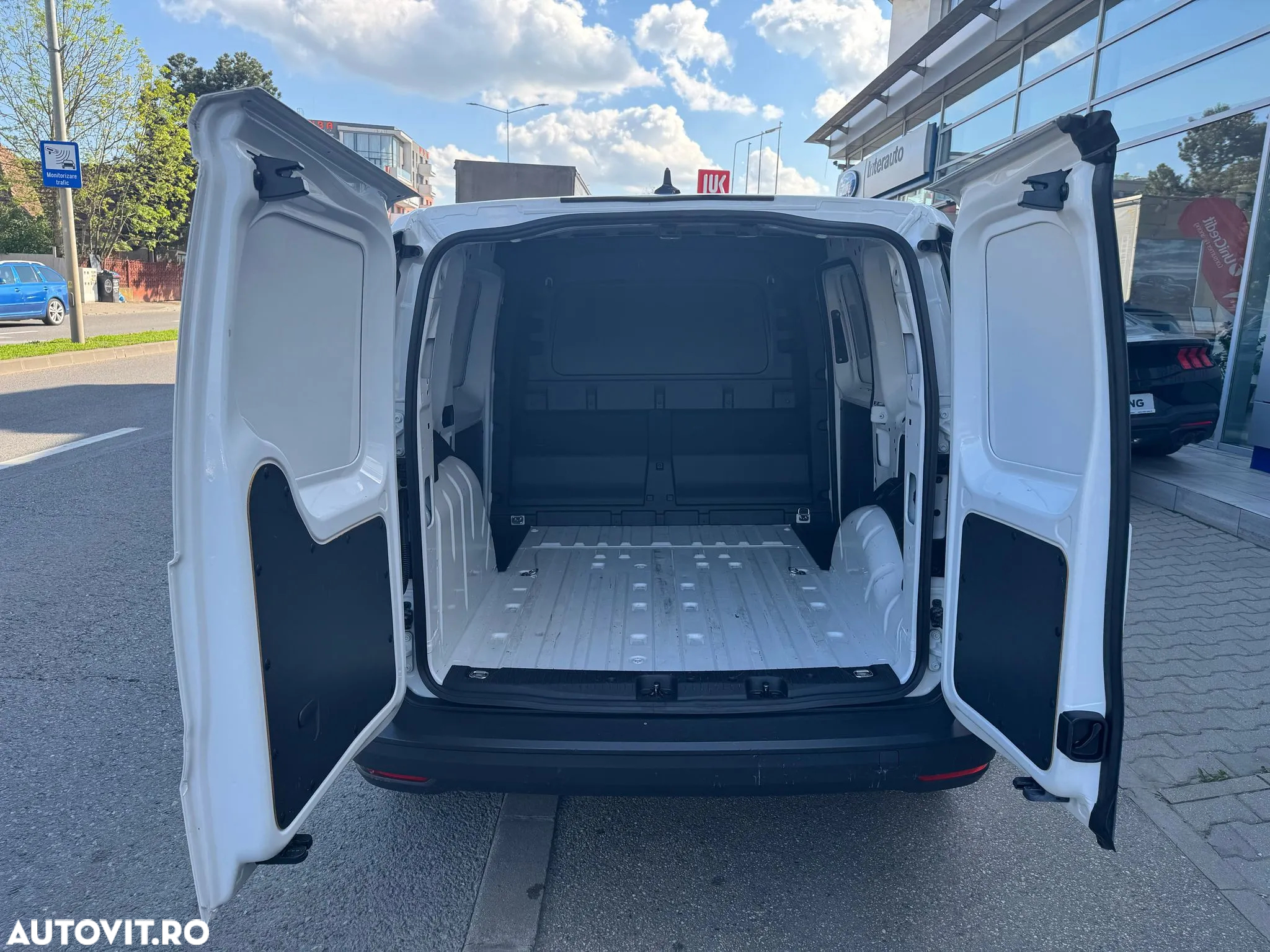 Volkswagen CADDY VAN CARGO - 14