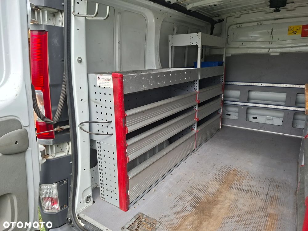Renault Trafic - 8