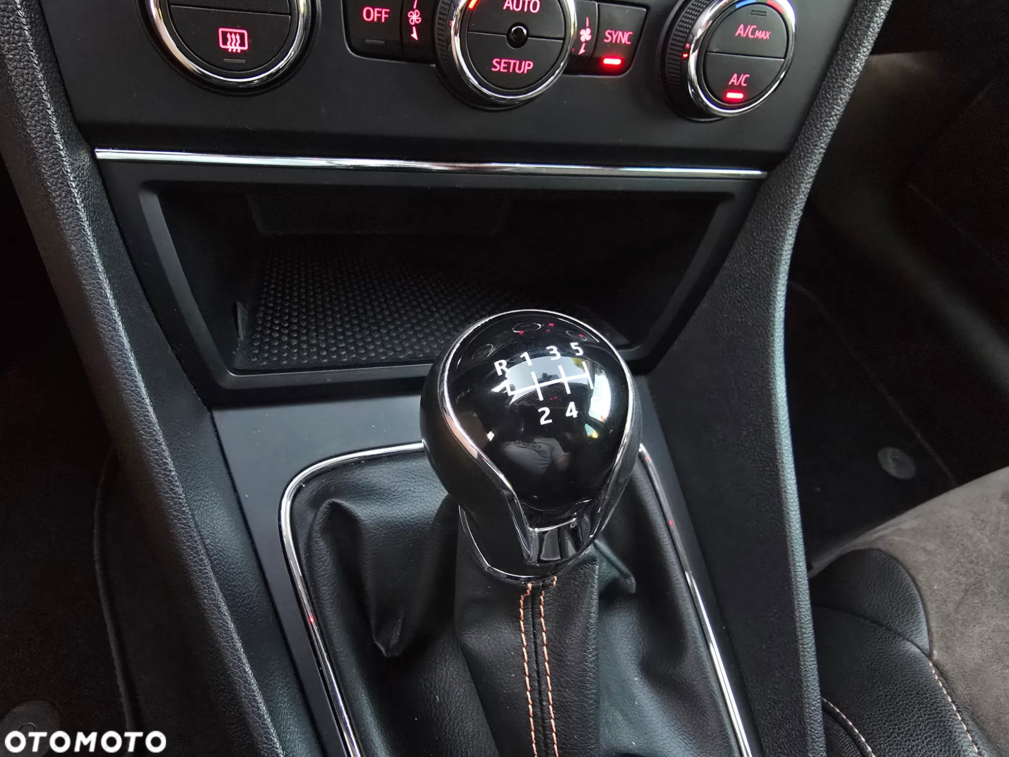 Seat Leon ST 2.0 TDI Start&Stop 4Drive X-Perience - 24