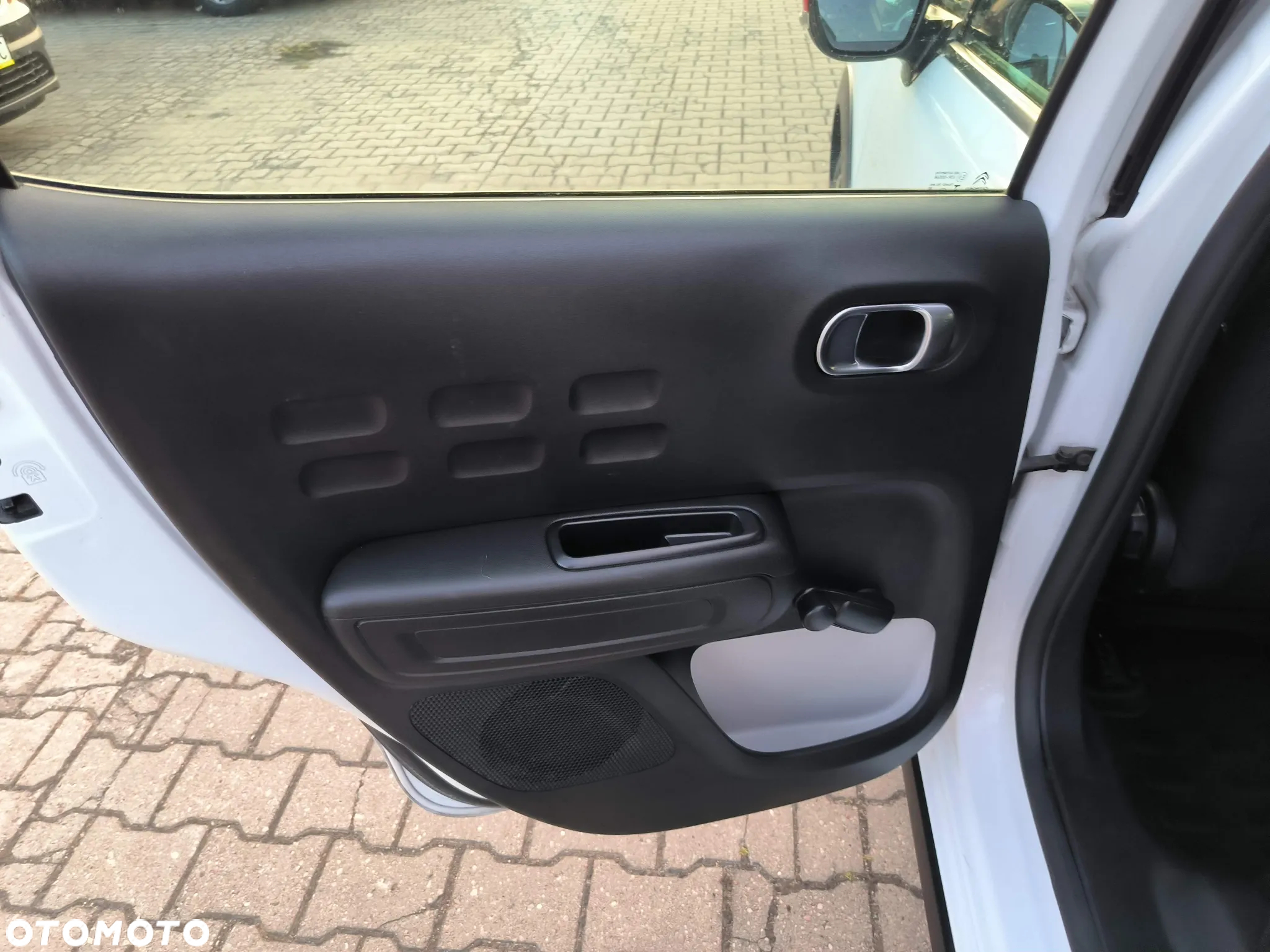 Citroën C3 1.2 PureTech Shine - 21