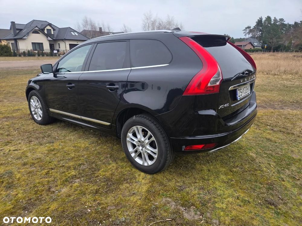Volvo XC 60 D4 Geartronic Summum - 8