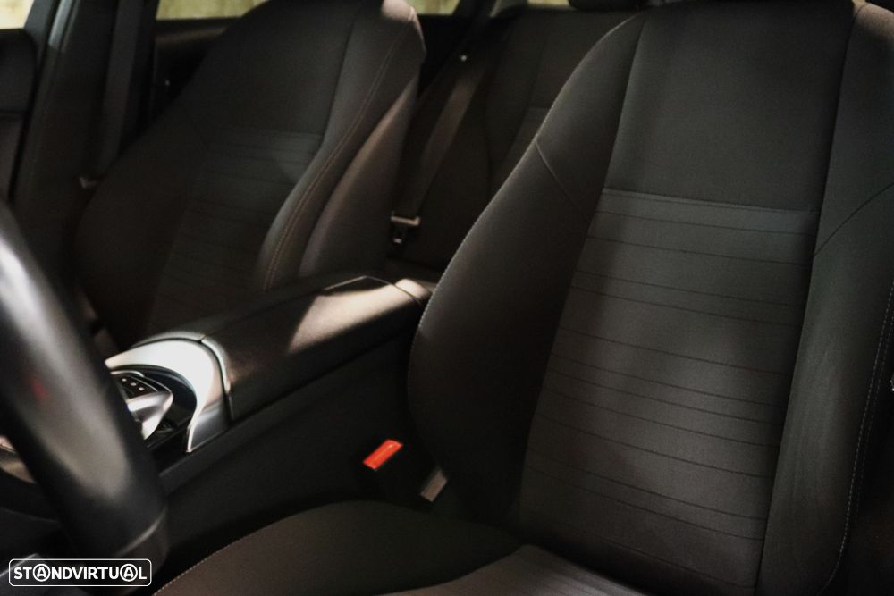 Mercedes-Benz C 200 d - 37