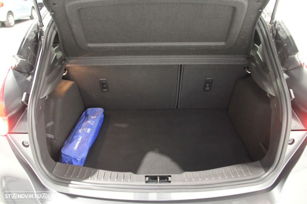 Ford Focus 1.5 TDCi ST-Line - 22
