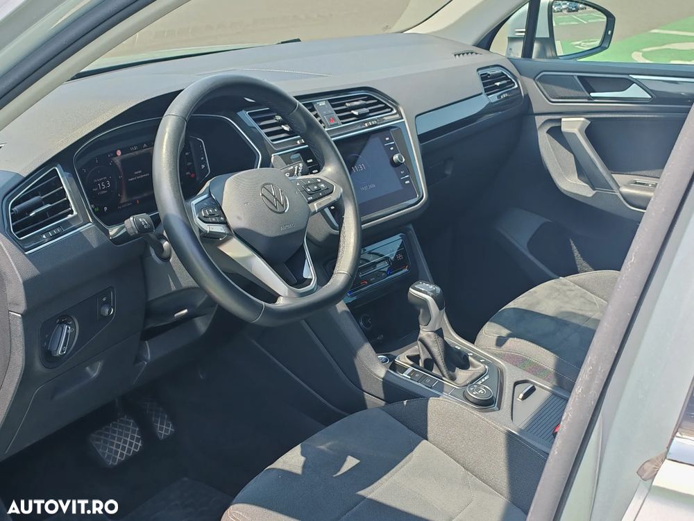Volkswagen Tiguan 2.0 TDI 4Mot DSG Elegance - 9