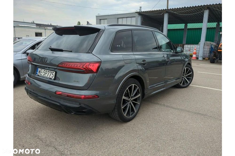Audi Q7 - 3