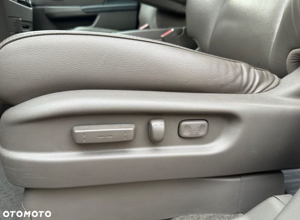 Honda Odyssey 3.5 LX - 16