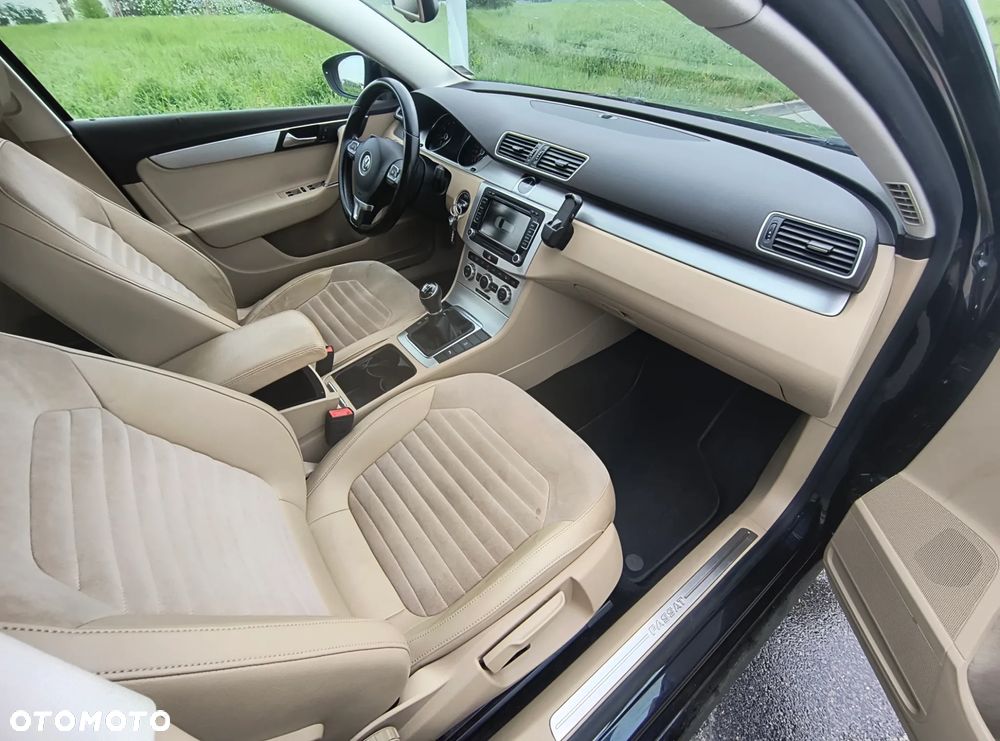 Volkswagen Passat 1.4 TSI Highline - 17