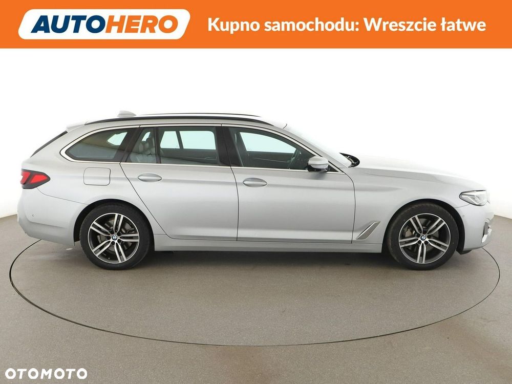 BMW Seria 5 530e xDrive Luxury Line - 11