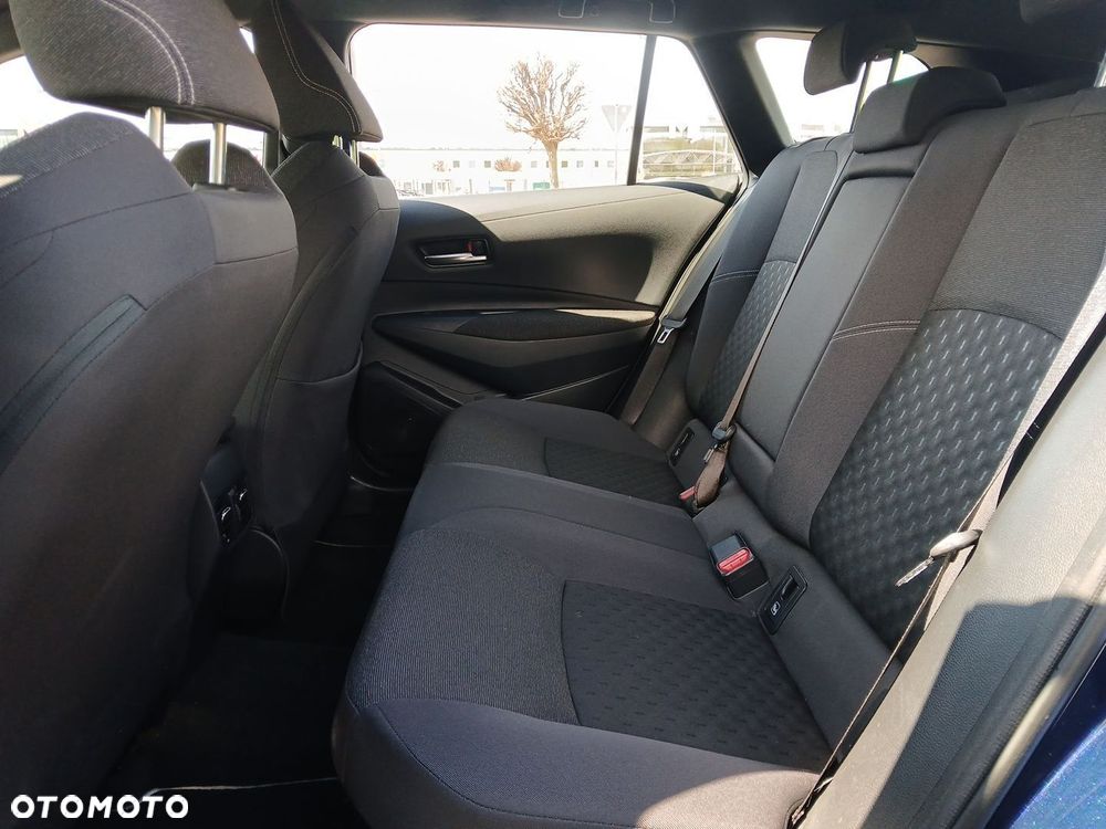 Toyota Corolla 2.0 Hybrid Comfort - 16