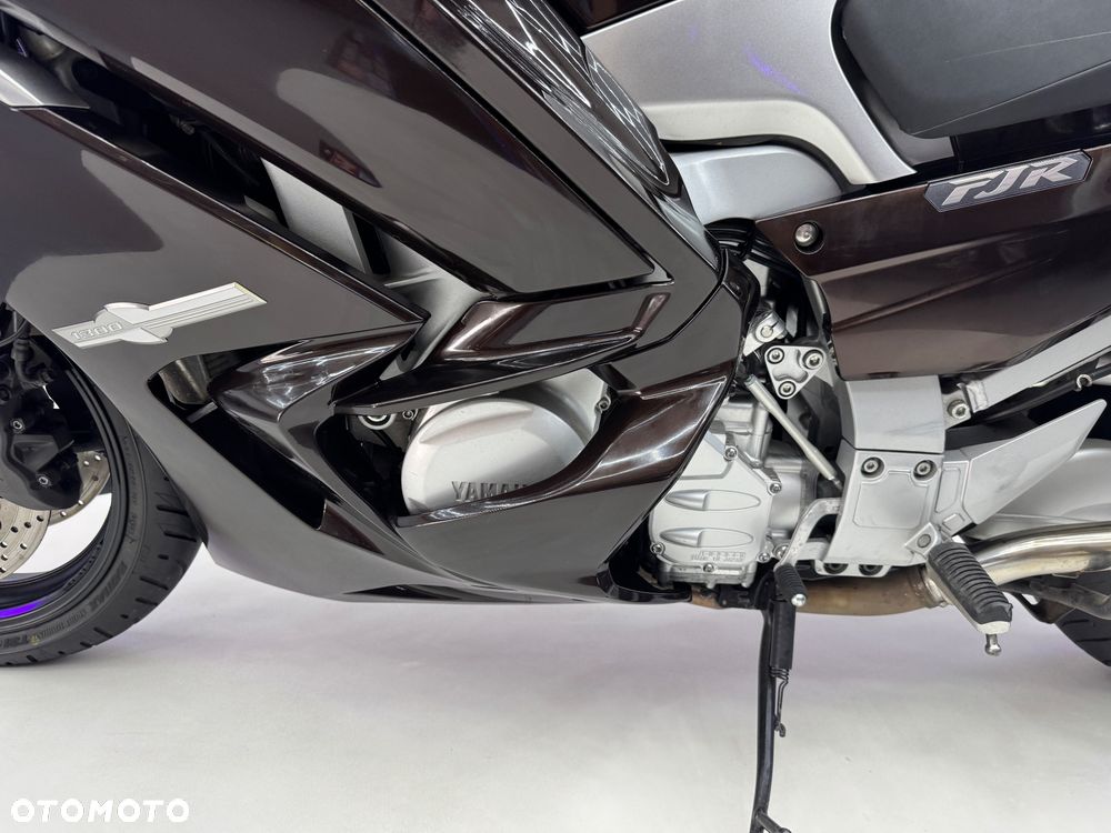 Yamaha FJR - 34