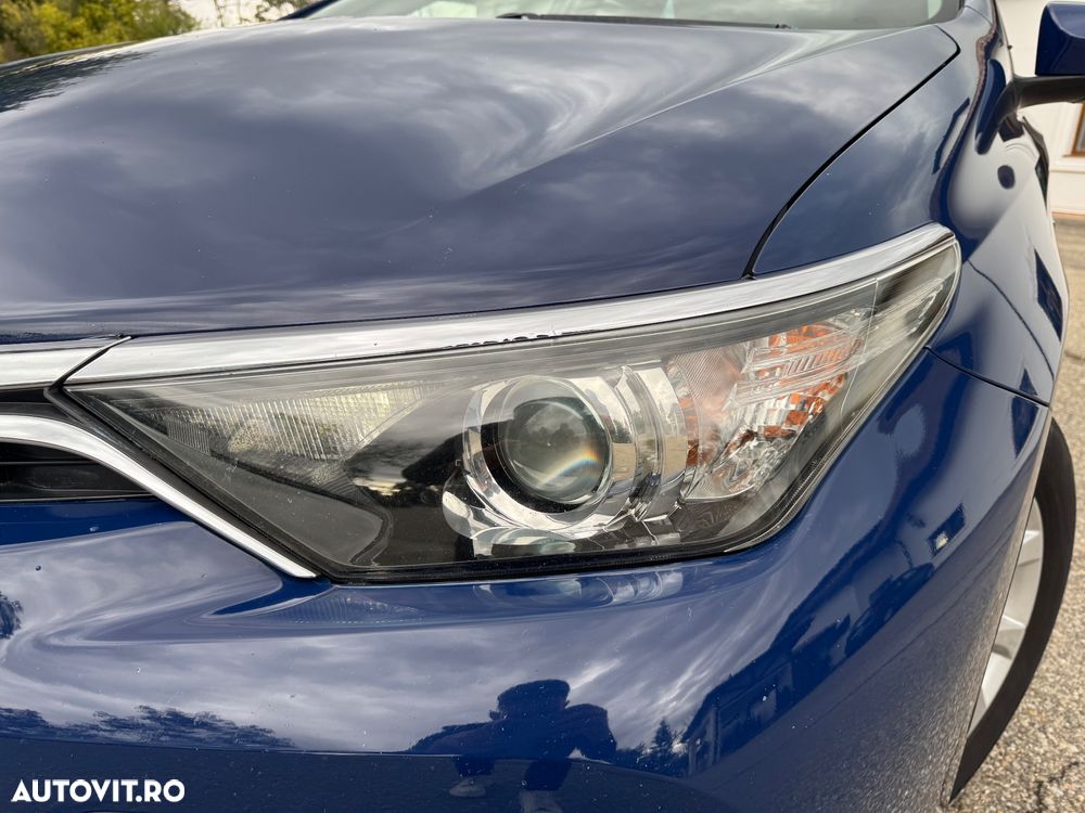 Toyota Auris 1.8 L VVT-i Sol+ - 14