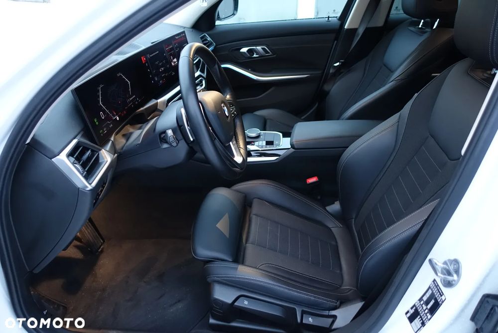 BMW Seria 3 318d - 12