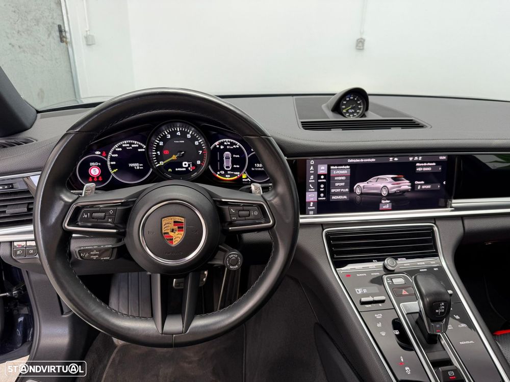 Porsche Panamera Sport Turismo 4 E-Hybrid - 13