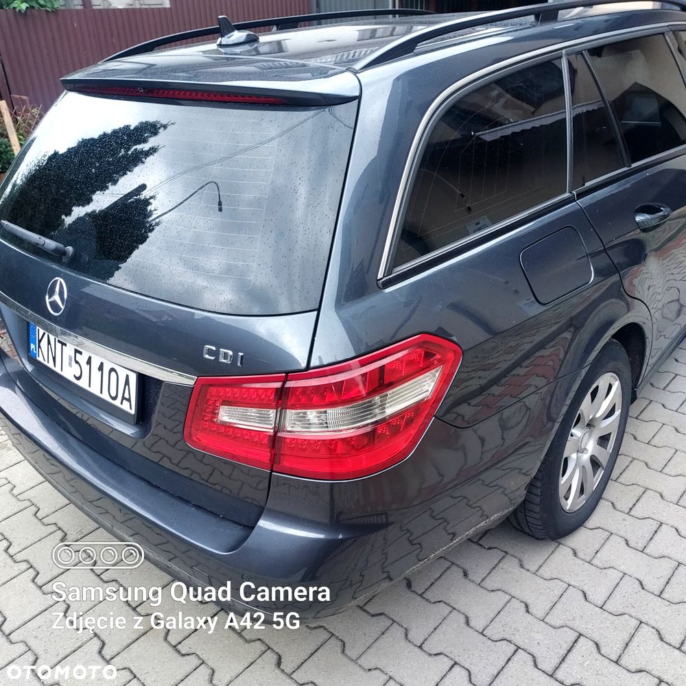 Mercedes-Benz Klasa E 200 T CDI DPF BlueEFFICIENCY - 3