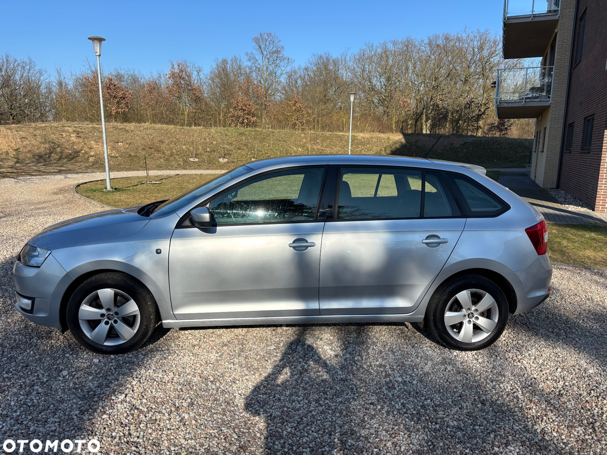 Skoda RAPID - 7
