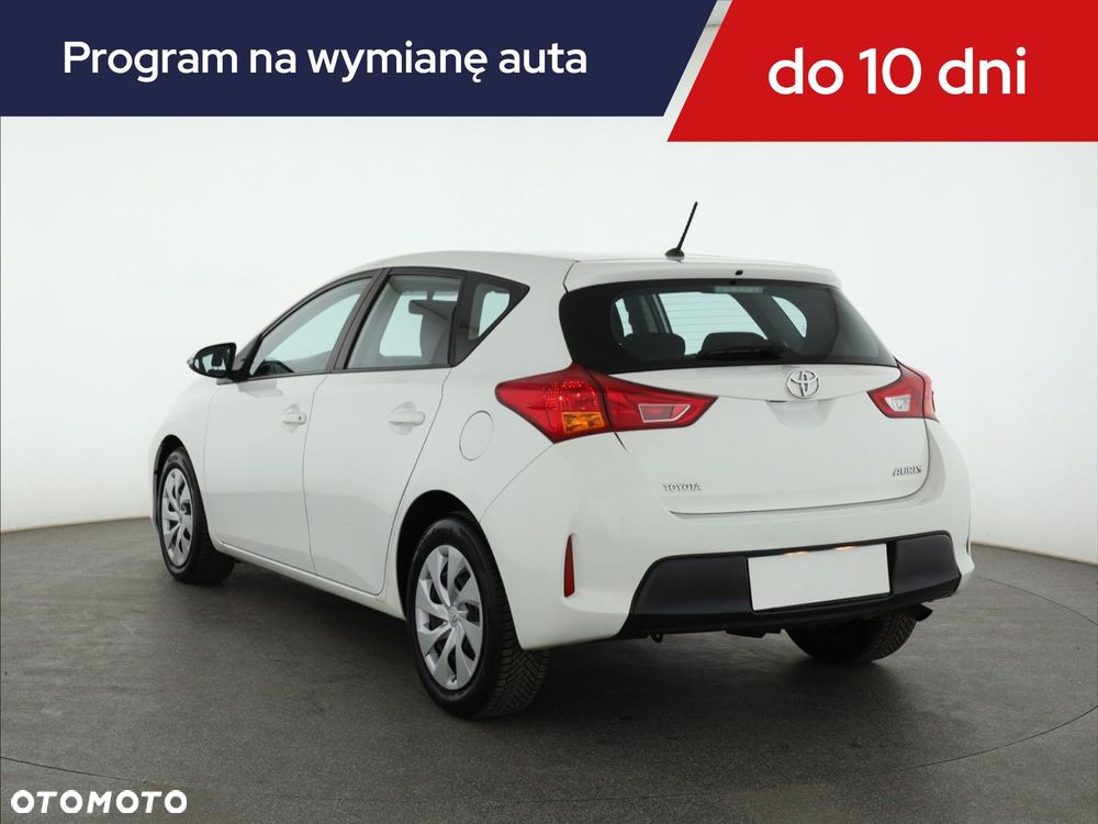 Toyota Auris - 6