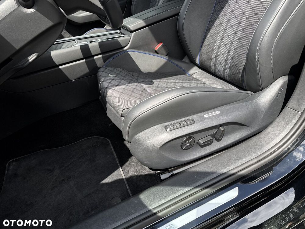 Volkswagen Passat Variant 2.0 TSI R-Line Plus DSG - 17