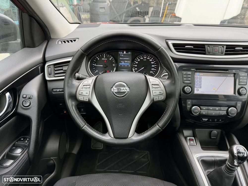 Nissan Qashqai 1.5 dCi N-Connecta 18 - 10