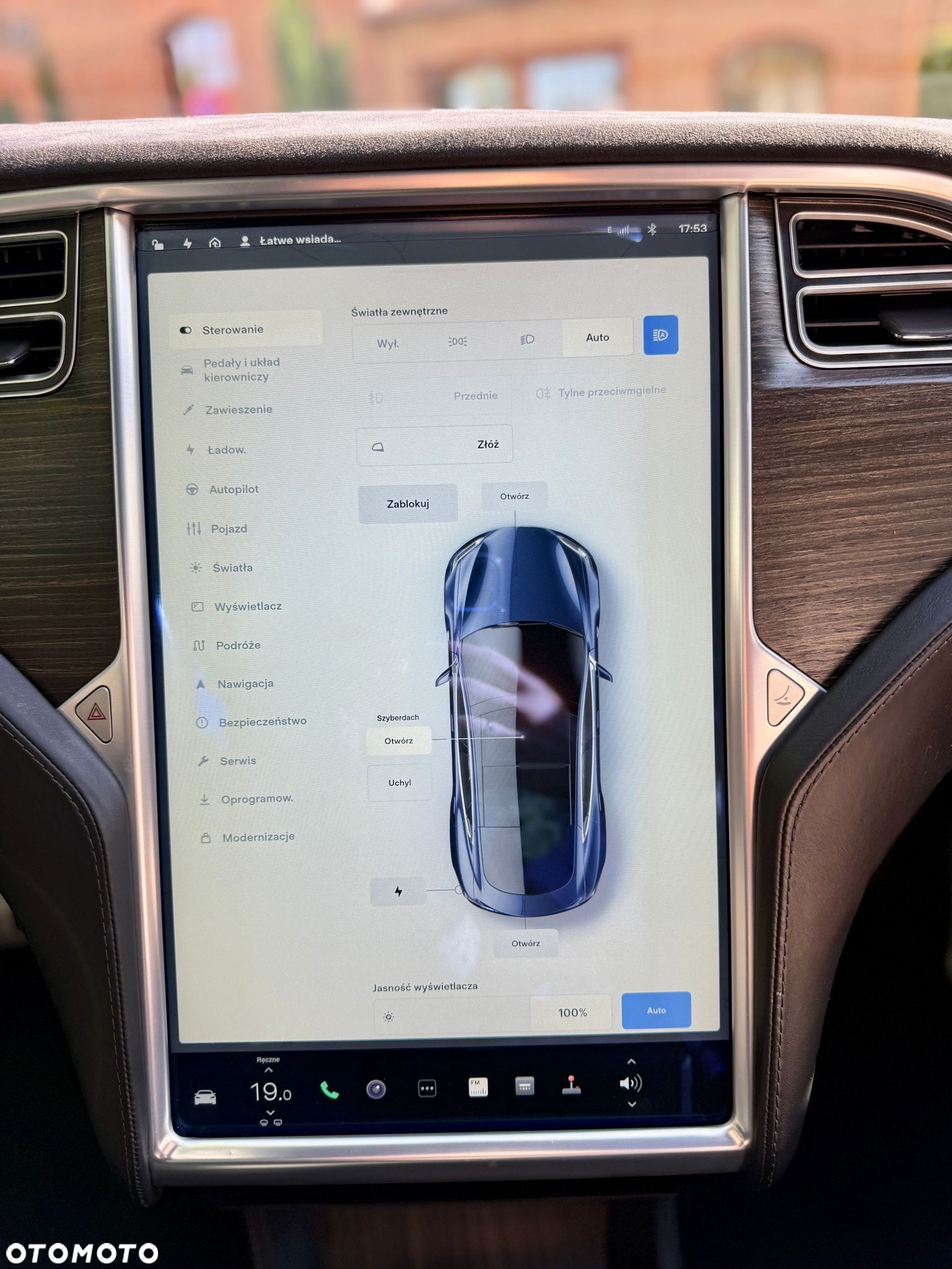 Tesla Model S Performance - 26