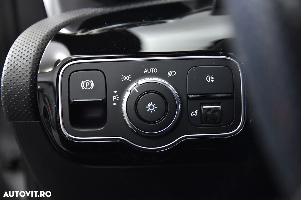 Mercedes-Benz CLA 180 d Coupe - 15