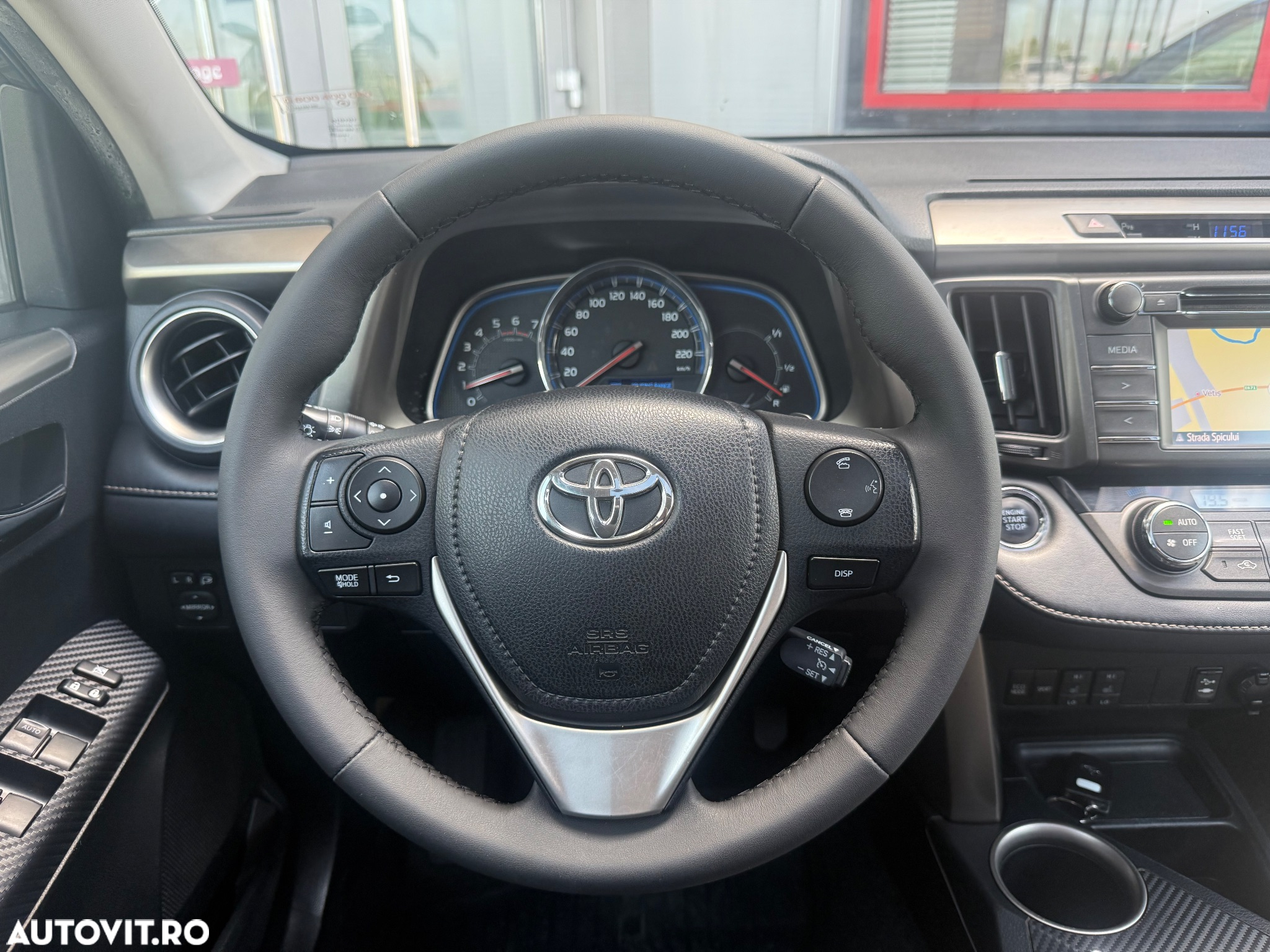 Toyota RAV4 2.2 D-4CAT 4WD Aut Luxury - 31
