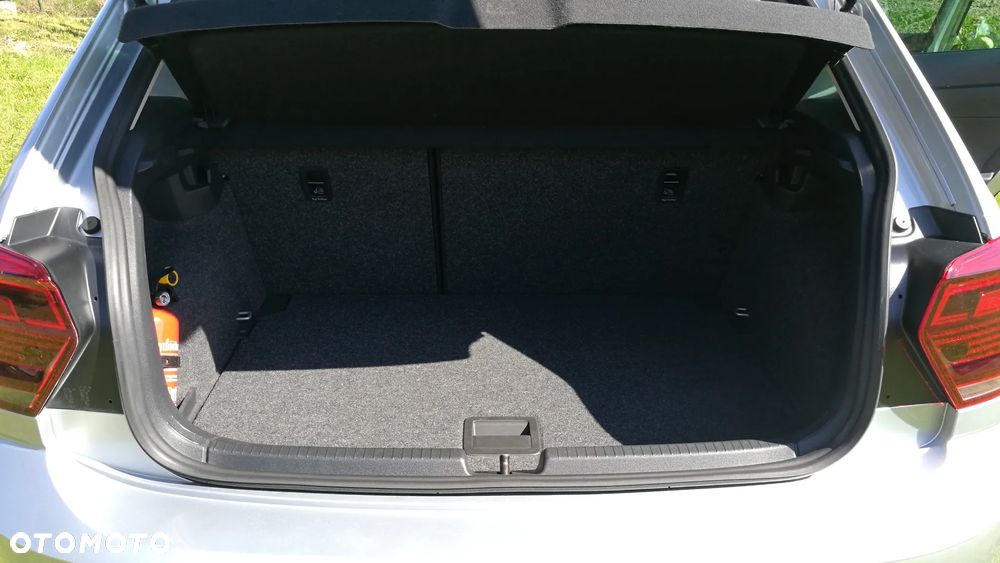 Volkswagen Polo - 10