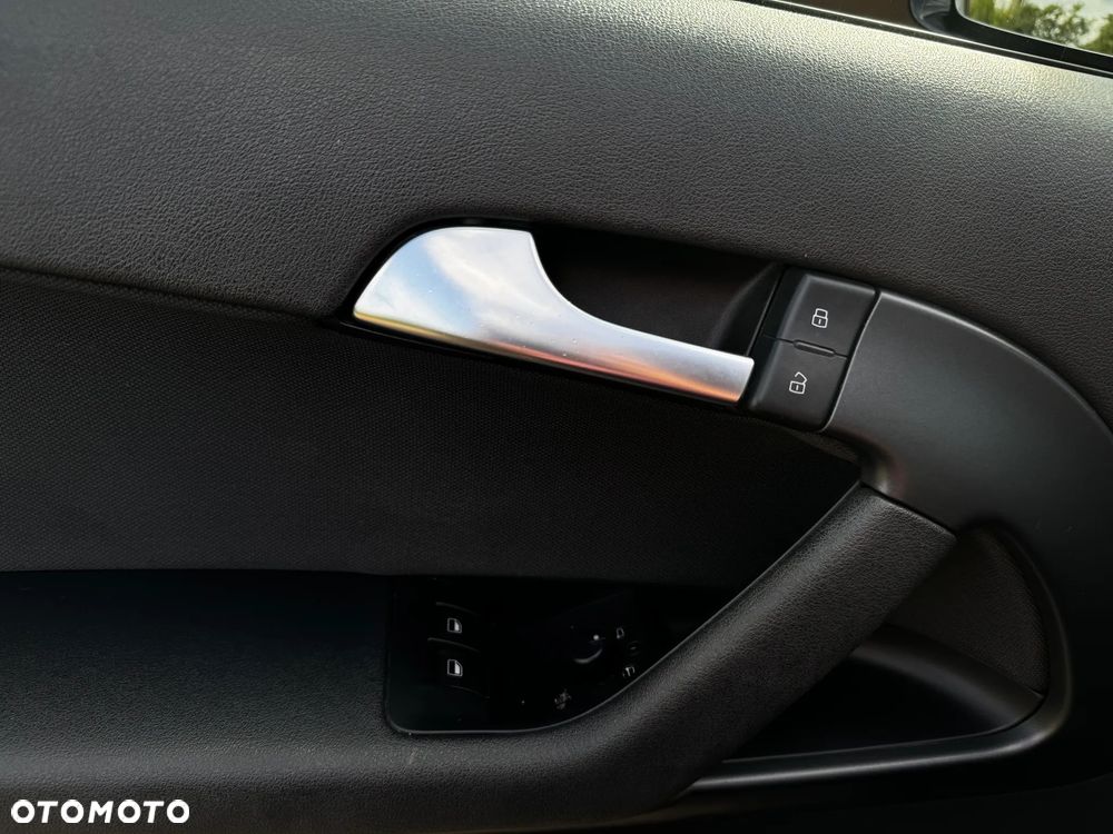 Audi A3 ver-1-6-tdi-attraction - 18