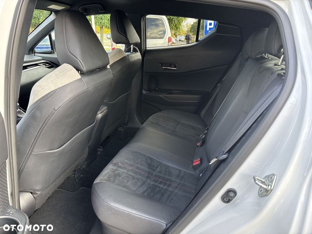 Toyota C-HR 2023