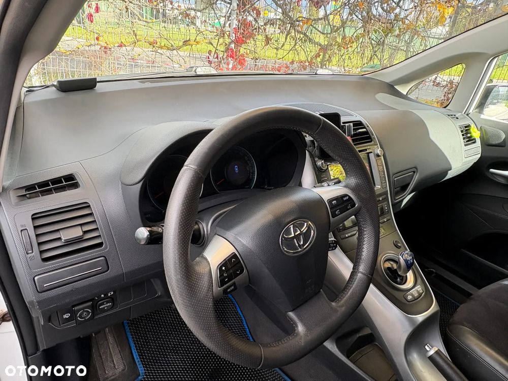 Toyota Auris 1.8 HSD Luna - 8