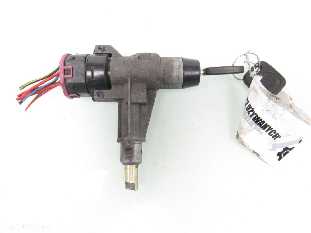 STACYJKA AUDI 80 B4 893905851D - 1