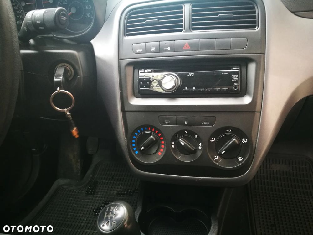 Fiat Grande Punto VAN - 16