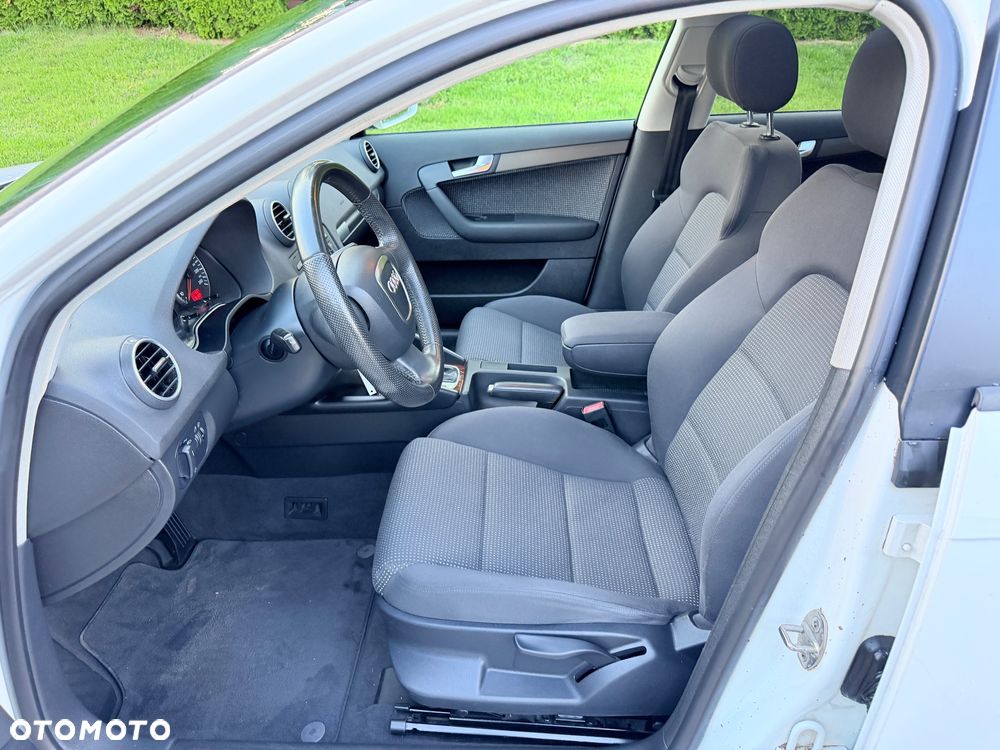 Audi A3 Sportback - 23