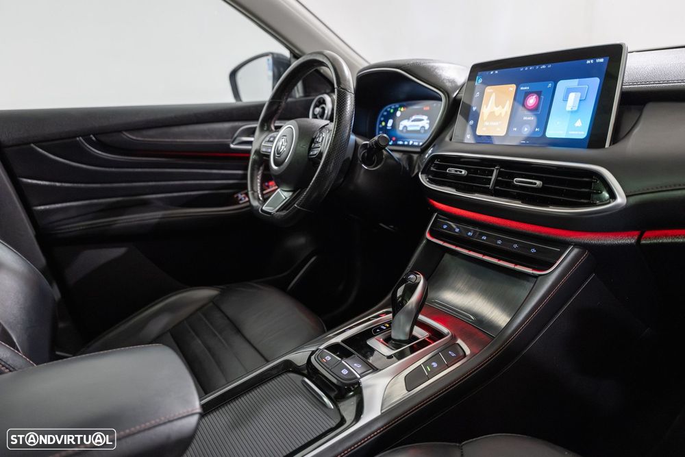 MG HS 1.5 T Luxury AT - 12