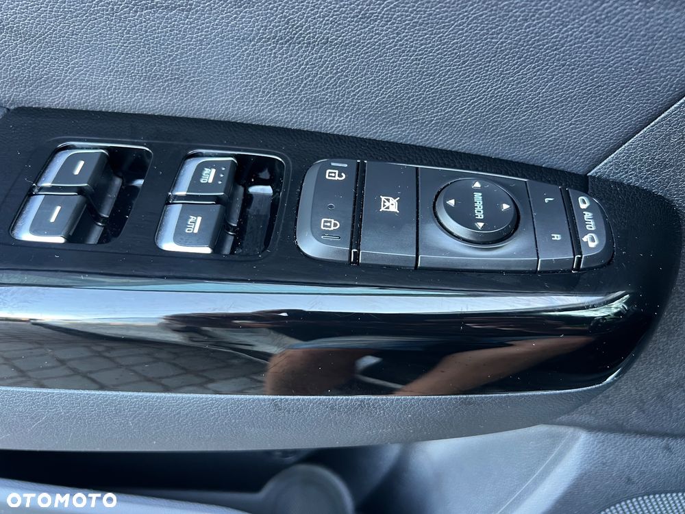 Kia Sportage 2.0 CRDI AWD Eco-Dynamics+ (48V M-H) GT LINE - 18