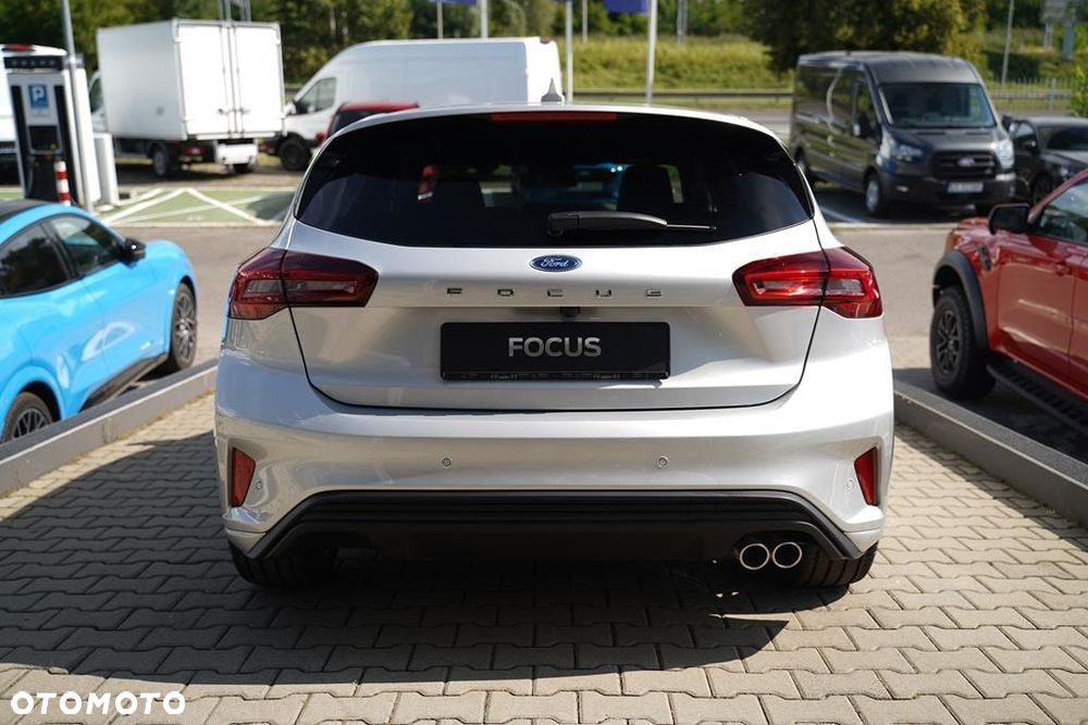 Ford Focus 1.0 EcoBoost mHEV ST-Line X - 5