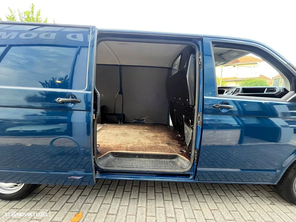 VW Transporter 2.0 TDI Extra AC - 25