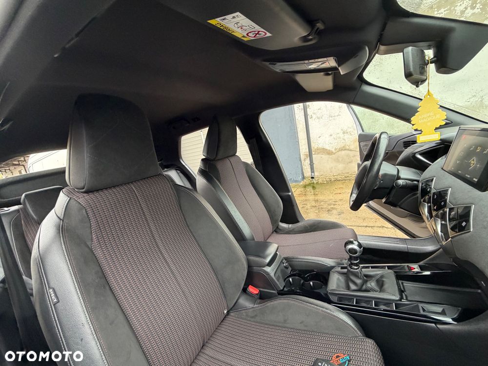 Citroën DS3 Crossback BlueHDi 110 PERFORMANCE LINE - 8