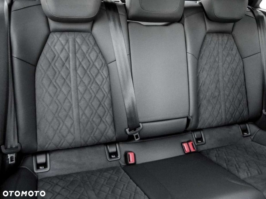 Audi RS3 Limousine TFSI Quattro S tronic - 18