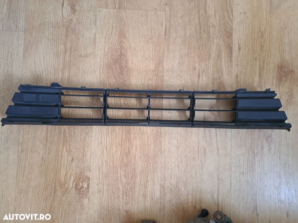 Grila admisie aer ventilatie centrala bara fata Originala BMW F11 LCI F10 LCI - 2