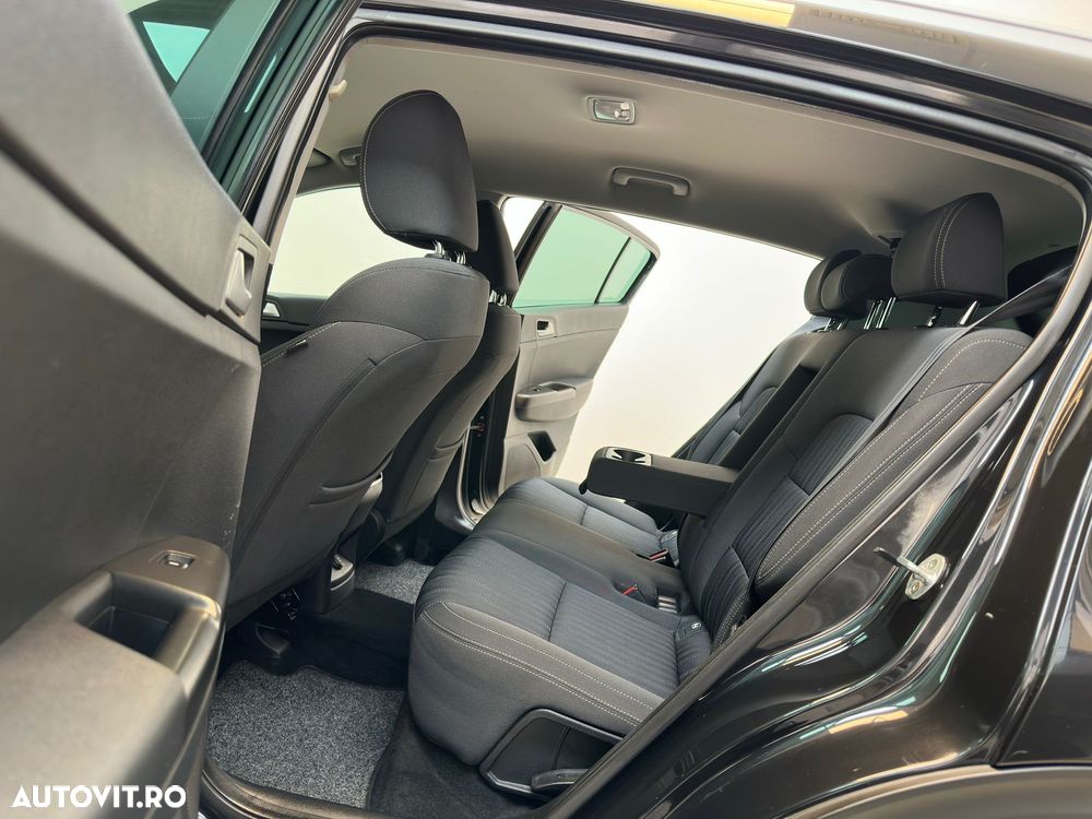 Kia Sportage 1.7 CRDI 2WD Aut. Vision - 8