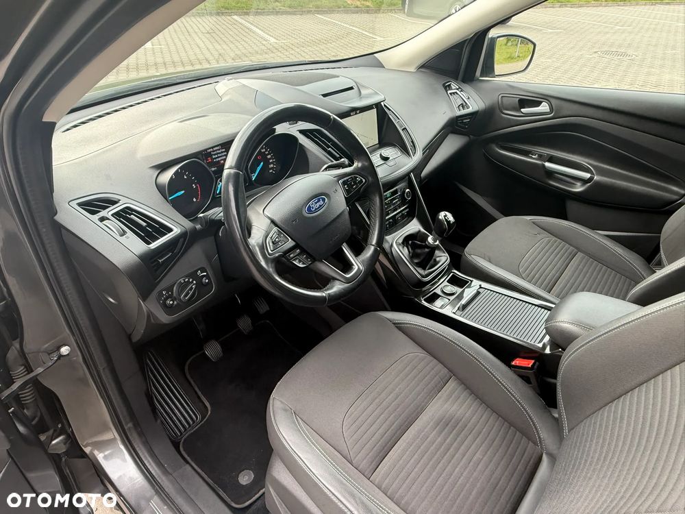 Ford Kuga 2.0 TDCi 4x4 Titanium - 23