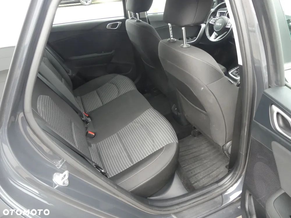 Kia Ceed 1.5 T-GDI Business Line DCT - 6