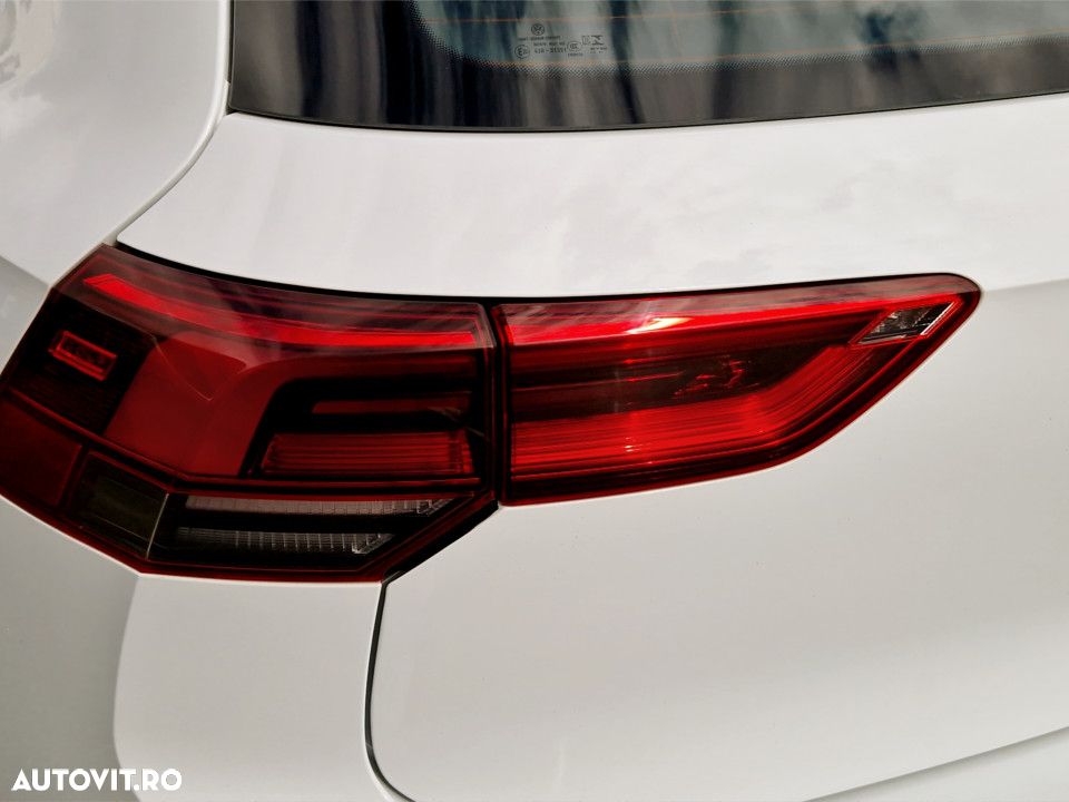 Volkswagen Golf 1.5 TSI ACT Life - 10