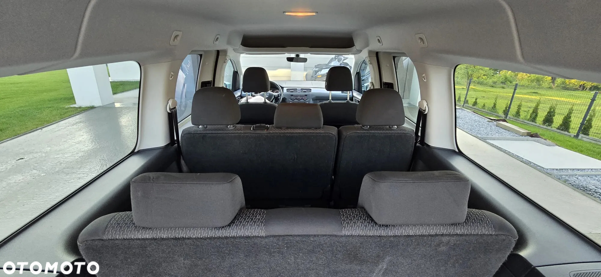 Volkswagen Caddy Maxi 2.0 TDI Comfortline DSG - 10