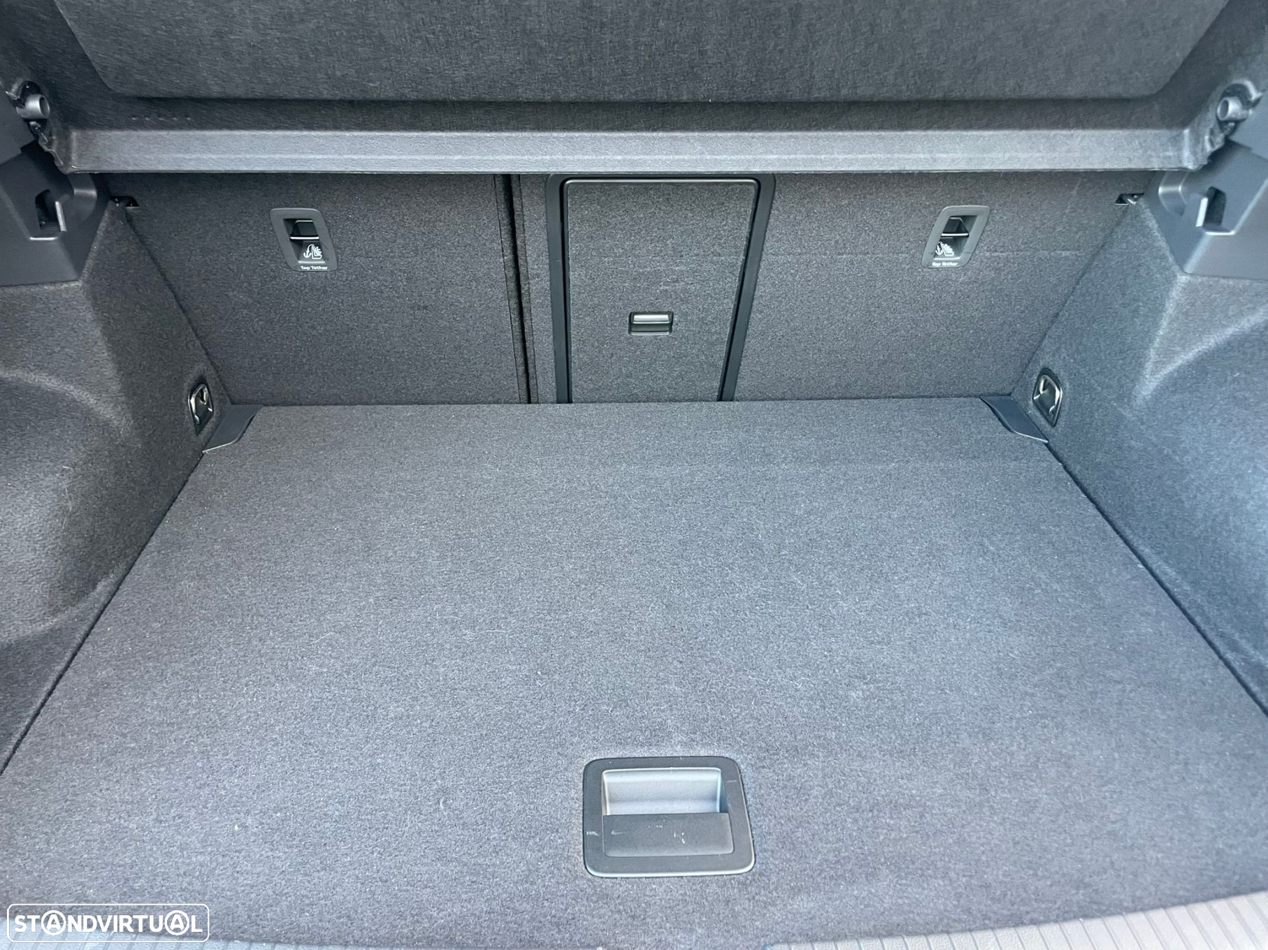 VW T-Roc 2.0 TSI R - 29