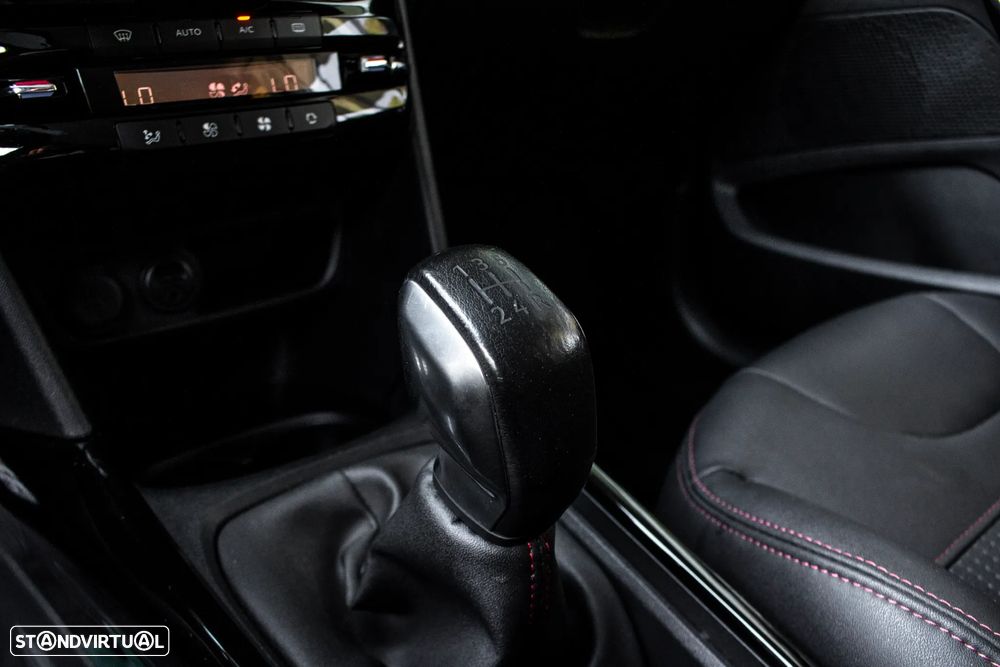 Peugeot 2008 PureTech 110 Stop&Start Allure - 20