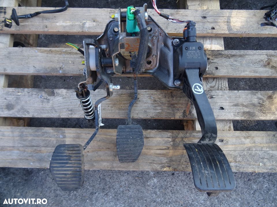 Set Pedaluri Peugeot Tepee 1.6 HDI din 2011 - 1