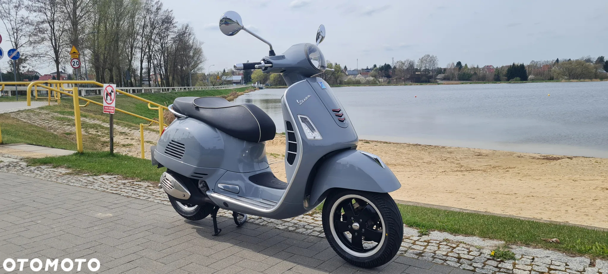 Vespa GTS - 15